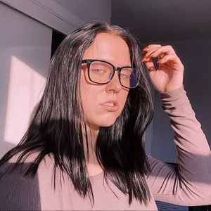 Meet your Posher, Christine